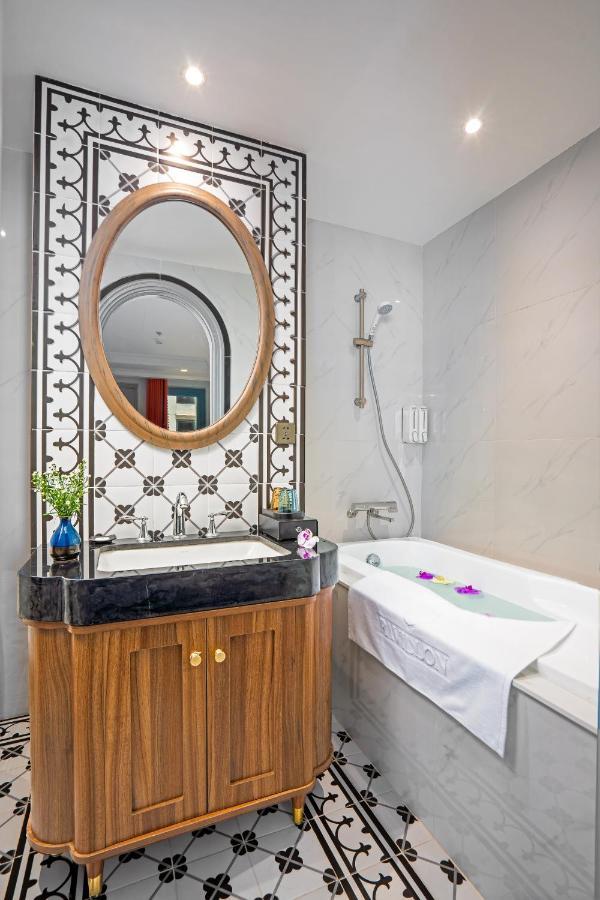 Pavillon Boutique Hotel & Apartment Nha Trang Zewnętrze zdjęcie